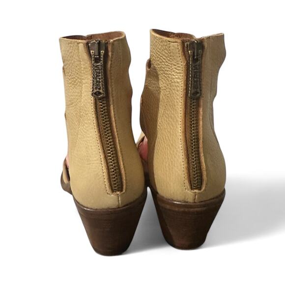 Veracruz Sundance Triga Cutout Tan Leather Booties Ankle Size 40 US 9.5 Zip - Picture 6 of 7